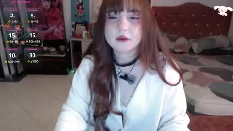 Abril online show from 05/17/26, 06:00