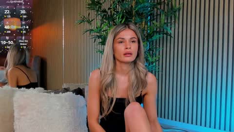 Snapshot of avrillcyrux chatting on 02/04/25, 09:28 AVRILL CYRUX online show from 02/04/25, 09:28