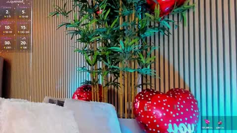 Snapshot of avrillcyrux chatting on 02/14/25, 10:28 AVRILL CYRUX online show from 02/14/25, 10:28