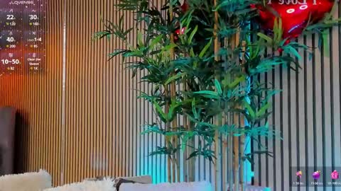 Snapshot of avrillcyrux chatting on 02/18/25, 01:22 AVRILL CYRUX online show from 02/18/25, 01:22