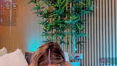 Snapshot of avrillcyrux chatting on 02/28/25, 10:52 AVRILL CYRUX online show from 02/28/25, 10:52