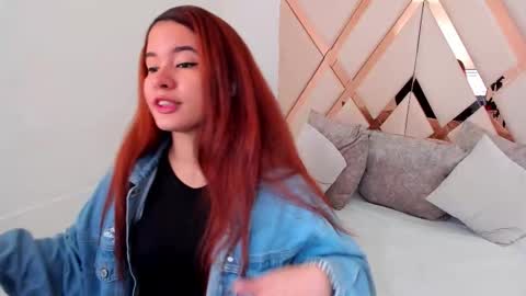 Avril  online show from 02/04/26, 12:00