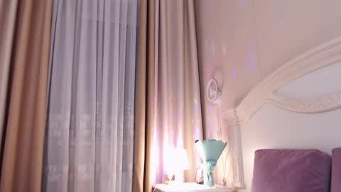 Avrora Inst online show from 03/11/25, 02:54