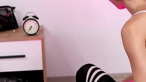 awalynch online show from 11/24/25, 03:23