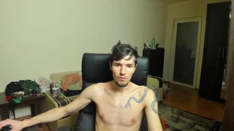 Snapshot of awesome_justin chatting on 10/14/25, 10:10 Justin online show from 10/14/25, 10:10