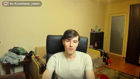 Snapshot of awesome_justin chatting on 10/29/25, 06:42 Justin online show from 10/29/25, 06:42