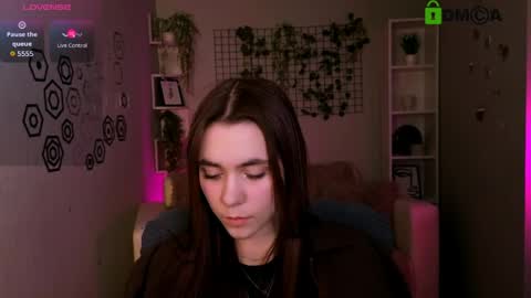 Snapshot of awesomeemma_ chatting on 05/15/26, 09:27 awesomeemma_ online show from 05/15/26, 09:27