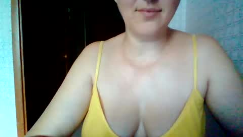 Snapshot of awesomeladyy chatting on 06/24/26, 09:41 awesomeladyy online show from 06/24/26, 09:41