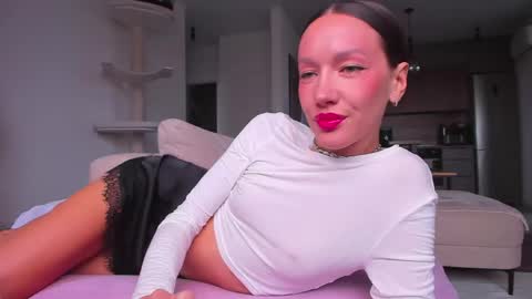 Snapshot of awgustina_sweetheart22 chatting on 05/30/26, 08:22 Awgustina online show from 05/30/26, 08:22