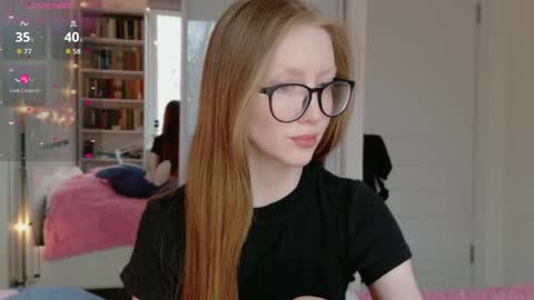 Aurora online show from 04/20/26, 11:24