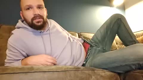 Snapshot of axcero chatting on 12/12/24, 11:03 axcero online show from 12/12/24, 11:03