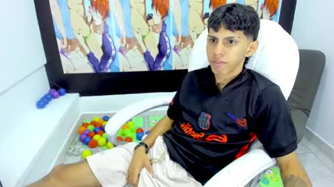 Axel online show from 09/30/25, 03:33