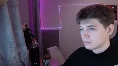 Snapshot of axel_0ne chatting on 02/01/26, 12:48 axel_0ne online show from 02/01/26, 12:48