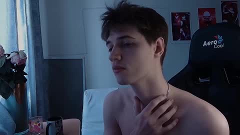 Snapshot of axel_0ne chatting on 02/03/26, 07:35 axel_0ne online show from 02/03/26, 07:35