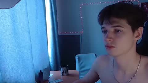 Snapshot of axel_0ne chatting on 02/10/26, 08:07 axel_0ne online show from 02/10/26, 08:07