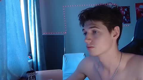 Snapshot of axel_0ne chatting on 02/14/26, 10:45 axel_0ne online show from 02/14/26, 10:45