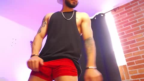 Independiente Model online show from 11/27/25, 01:13