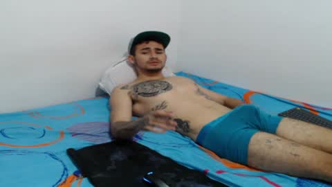 Axel online show from 01/10/25, 03:16