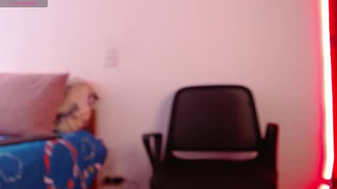 axel davis  online show from 10/10/25, 01:32