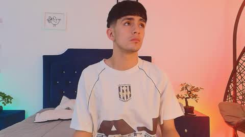 axel_draven online show from 10/25/25, 11:29