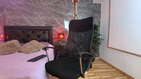 axel_draven online show from 04/11/26, 12:09