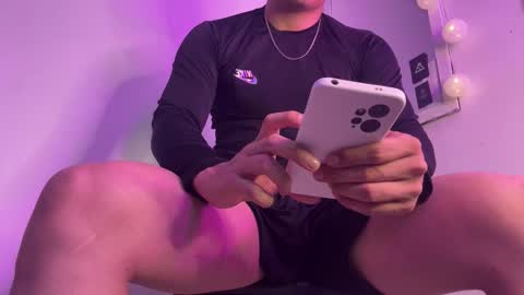 Snapshot of axel_es chatting on 02/24/26, 12:08 axel_es online show from 02/24/26, 12:08