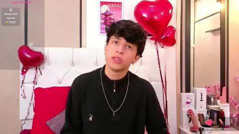 Axel Evanss online show from 02/12/26, 01:06