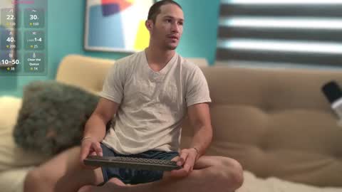 Axel Fairchaild online show from 10/29/25, 03:03