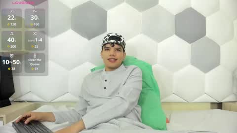 Axel Forte online show from 10/27/25, 01:48