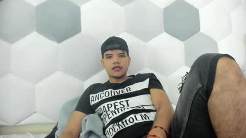 Snapshot of axel_forte chatting on 12/22/25, 12:57 Axel Forte online show from 12/22/25, 12:57