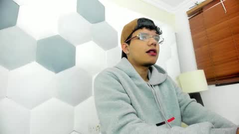 Snapshot of axel_forte chatting on 01/16/26, 01:04 Axel Forte online show from 01/16/26, 01:04