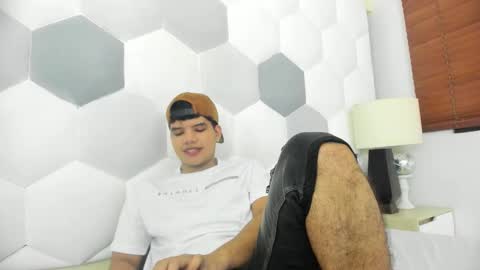 Snapshot of axel_forte chatting on 02/28/26, 01:23 Axel Forte online show from 02/28/26, 01:23