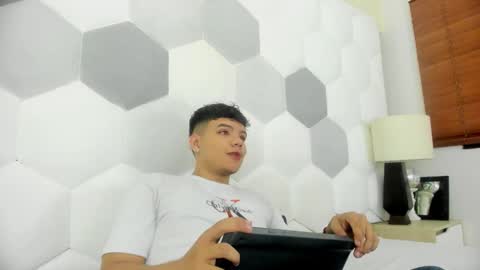 Axel Forte online show from 03/21/26, 02:09