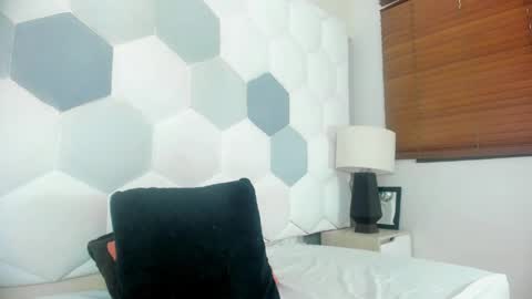 Axel Forte online show from 04/23/26, 01:35