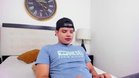 Snapshot of axel_forte chatting on 05/22/26, 02:33 Axel Forte online show from 05/22/26, 02:33