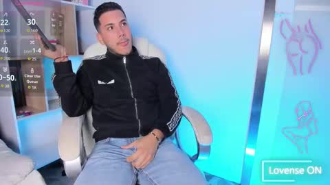 axel_grey_ online show from 09/09/25, 12:26