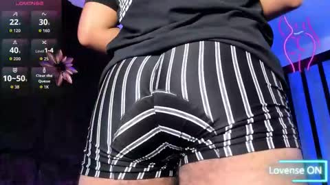 axel_grey_ online show from 12/14/25, 01:05