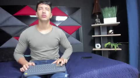 axel_hendrick online show from 02/04/26, 11:38