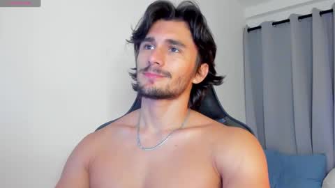 Snapshot of axel_owen chatting on 09/17/25, 12:45 Axel online show from 09/17/25, 12:45