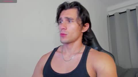 Snapshot of axel_owen chatting on 10/05/25, 11:24 Axel online show from 10/05/25, 11:24