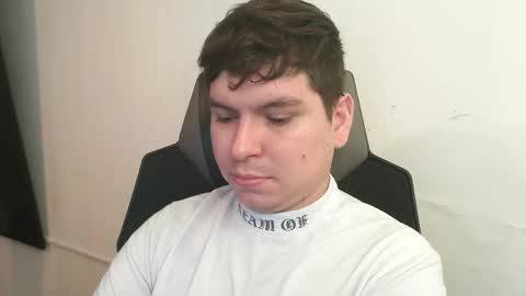 Axel online show from 04/20/26, 01:25