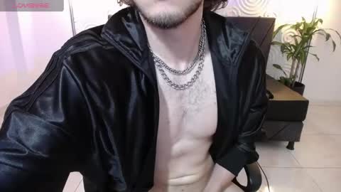 Axel  online show from 04/18/26, 02:04