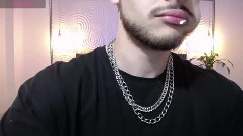 Axel  online show from 04/18/26, 09:48