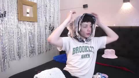 Rachel dreamsx online show from 10/08/25, 08:50