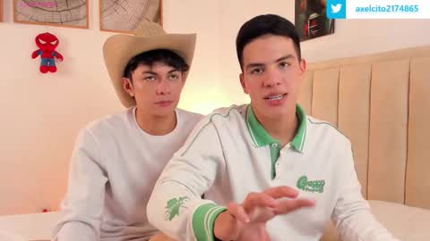 axel slim online show from 10/10/25, 04:22