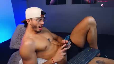 axel stein NEW ACCOUNT online show from 09/17/25, 11:17