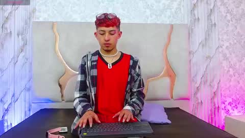 AXEL  online show from 02/03/26, 12:32