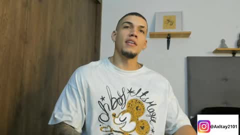 INDEPENDENT MODEL  online show from 04/24/26, 12:57