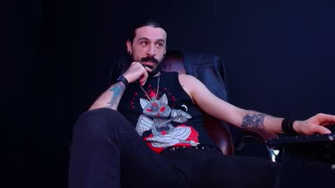 AxelColton online show from 11/02/25, 11:23