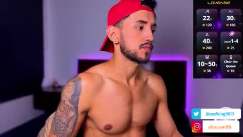 Snapshot of axelking13 chatting on 09/11/25, 12:11 Axel King online show from 09/11/25, 12:11